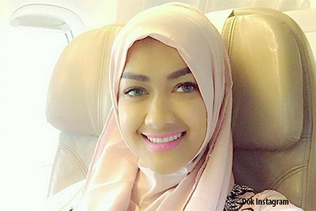8 Artis Lulusan Pesantren, Ada Nikita Mirzani hingga Dinar Candy