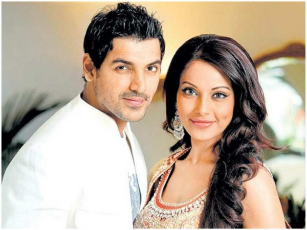 5 Adegan Ciuman Terbaik Film Bollywood, Nomor 2 Erotis dan Seksi