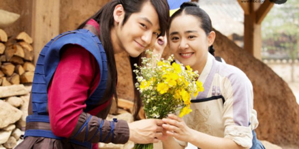 10 Pasangan Drama Korea yang Pacaran di Kehidupan Nyata, Nomor 2 Nikah Cuma 2 Tahun