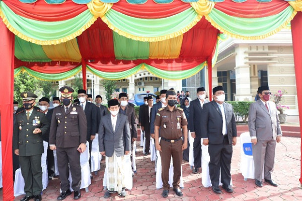 Peringatan Hari Pahlawan di Aceh Besar Khidmat