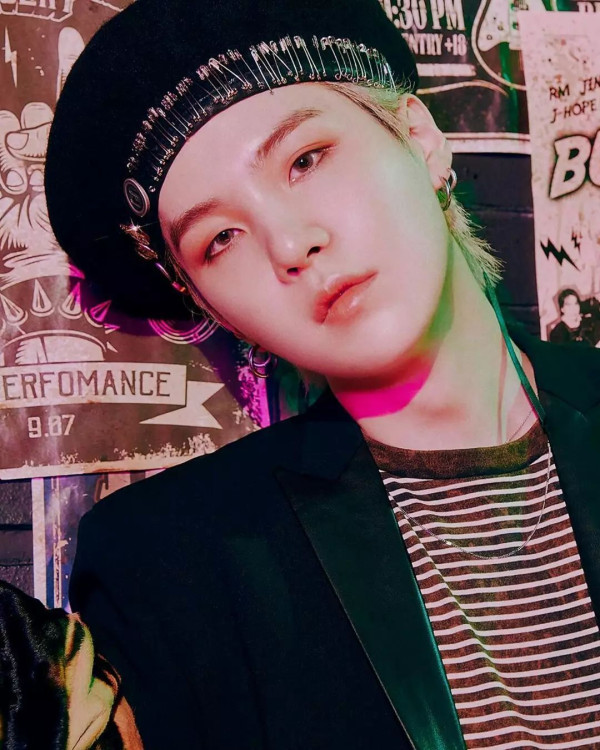 9 Komentar Savage BTS ke Media dan Netizen, RM dan V Paling Sadis!