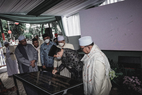 Punya Kantor Baru, Anies Ingin Forum Ulama dan Habaib Semakin Berperan Dalam Pembinaan Umat