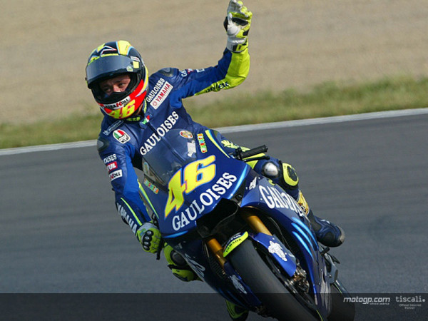 7 Balapan Monumental Valentino Rossi, Nomor 6 Bikin Marquez Celaka