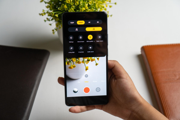 4 Alasan Xiaomi 11T Pro Cocok untuk Membuat Video YouTube