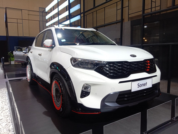Deretan SUV Bergaya Alto di GIIAS 2021, Apa Saja?