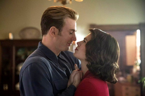 5 Film Hollywood dengan Adegan Ciuman Paling Fenomenal, Titanic Paling Ikonik