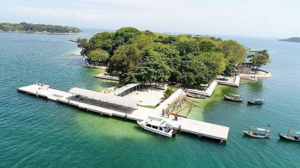 6 Tempat Wisata Bahari di Kepulauan Seribu yang Keren Habis