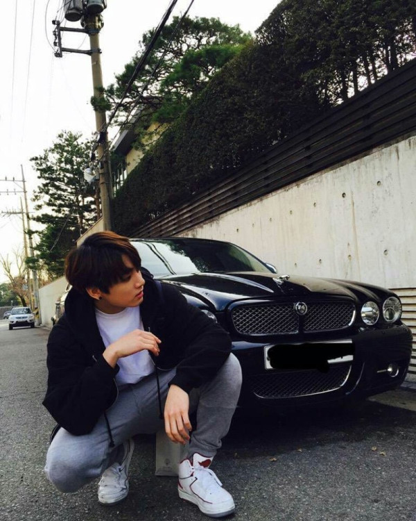 5 Kebiasaan Belanja Jungkook BTS, dari Beli Rumah Mewah hingga Celana Bekas Suga