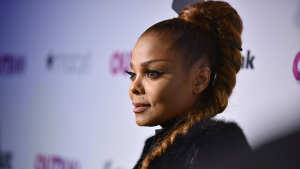 6 Artis Hollywood Tolak Adegan Ciuman, Nomor 3 Takut Tuhan