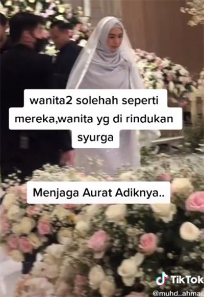 Oki Setiana Dewi Awasi Ria Ricis saat Resepsi, Lari ke Pelaminan demi Jaga Aurat sang Adik