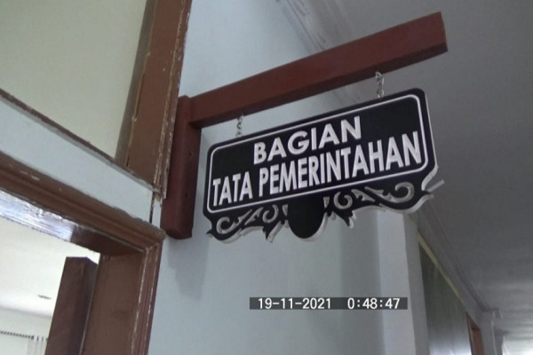 Dianggap Durhaka, Pejabat Cantik yang Gugat dan Usir Ibu Kandung Sempat Menangis dan Ingin Curhat