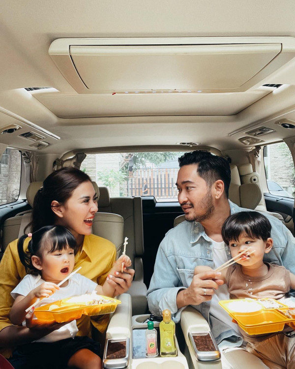 6 Anak Artis Terima Endorse dari Bayi, yang Terakhir Paling Laris