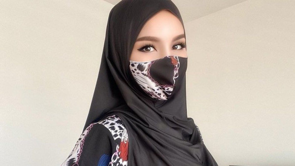 Cerita Pilu Waria Malaysia Nur Sajat Diborgol dan Dipukuli: Saya Harus Lari!