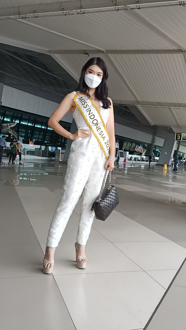 Miss Indonesia 2020 Carla Yules Berangkat ke Puerto Riko Hari Ini untuk Berlaga di Miss World 2021