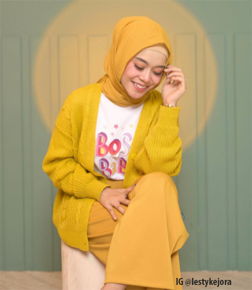7 Artis Hijrah dengan Memakai Hijab, Nomor 6 Dapat Hidayah setelah Salat Istikharah