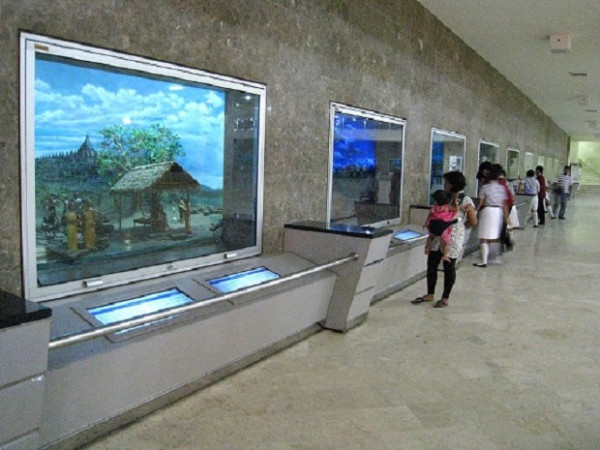 Jadi Kawasan Wisata Favorit, Ini 3 Hal Menarik di Dalam Tugu Monas
