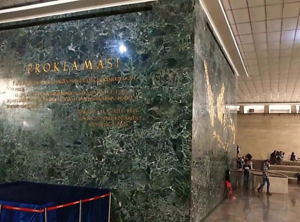 Jadi Kawasan Wisata Favorit, Ini 3 Hal Menarik di Dalam Tugu Monas
