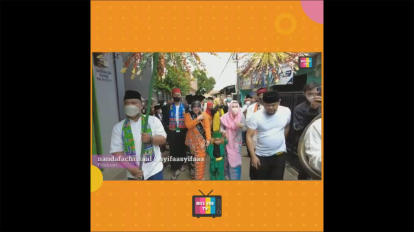 Lulus Kuliah, Adik Ayu Ting Ting Diarak Keliling Depok Pakai Tanjidor
