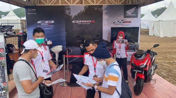Tampilan Gagah Honda CB150X Curi Perhatian Pengunjung Sirkuit Mandalika