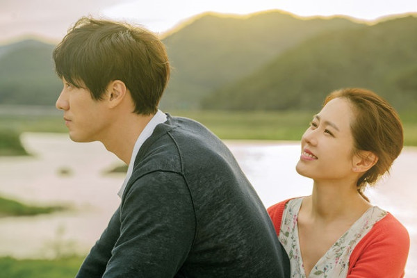 10 Film Korea Paling Romantis, Nomor 5 Bikin Jatuh Cinta Sekaligus Baper