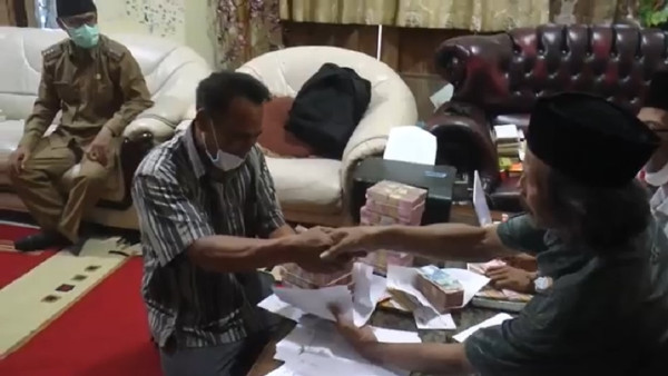 Profil Haji Rame, Berani Borong Tembakau Petani Temanggung secara Tunai Rp20 Miliar