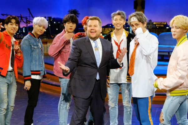 James Corden Jelaskan Insiden dengan BTS ARMY, Berharap Tetap Jadi Papa Mochi