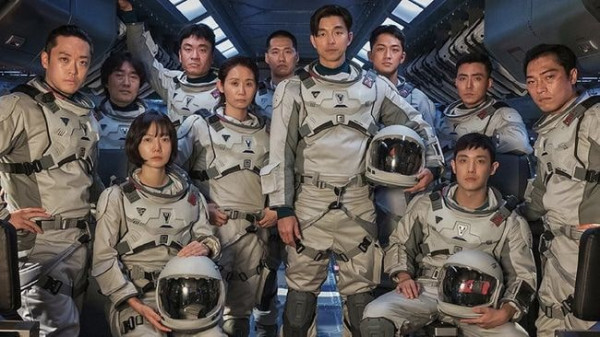 Gong Yoo Terancam Mati dalam Teaser Drama The Silent Sea