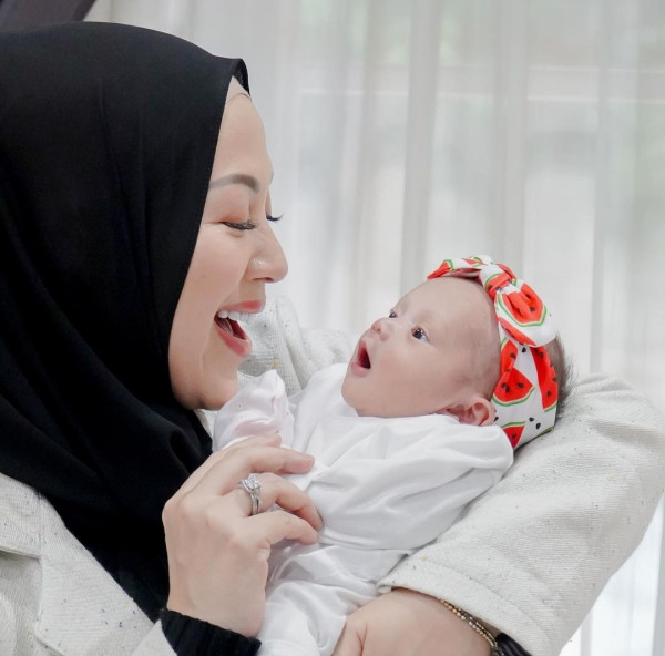 Selain Nagita Slavina, Ini 7 Artis yang Melahirkan di 2021