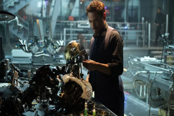 10 Fakta Iron Man Adalah Penjahat Sesungguhnya di Film Marvel