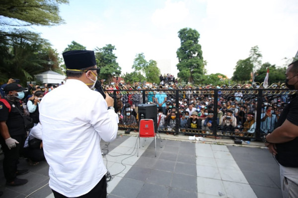 Senyum Aulia dan Jalan Cadas Merawat Kebahagiaan di Tengah Pandemi