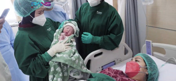 Ini Potret Wajah Baby R, Anak Kedua Nagita Slavina dan Raffi Ahmad