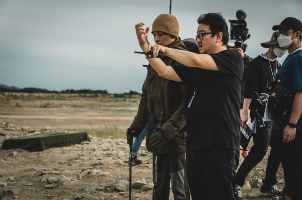Sutradara Hellbound Jelaskan Ending Serialnya, dan Bocoran Season 2