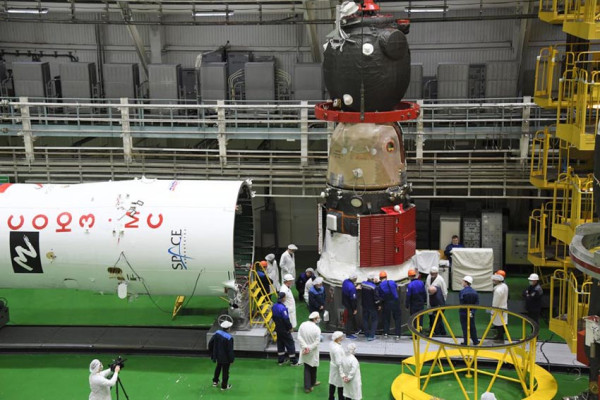 Miliarder Jepang Meluncur ke Ruang Angkasa 8 Desember, Jalani Serangkaian Latihan Berat