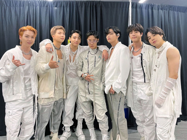 3 Member BTS Jual Sedikit Sahamnya di HYBE, tapi Sudah Bisa Untung Puluhan Miliar Rupiah