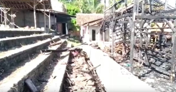 Ditinggal Pengajian, Belasan Kamar Santri Ponpes Miftahul Ulum Ludes Terbakar