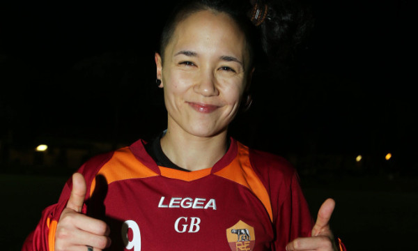 4 Pesepak Bola Wanita Keturunan Indonesia, Nomor 1 Saudari Radja Nainggolan