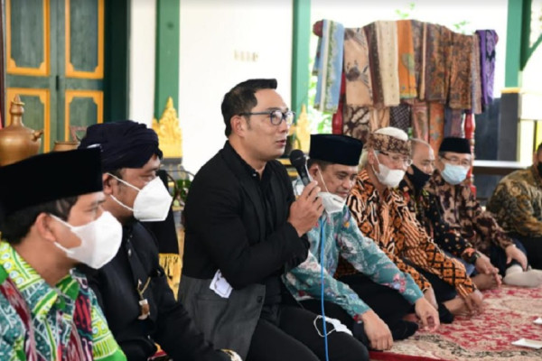 Bertemu Mahasiswa Jabar di Jogjakarta, Ridwan Kamil Titip 3 Pesan Ini