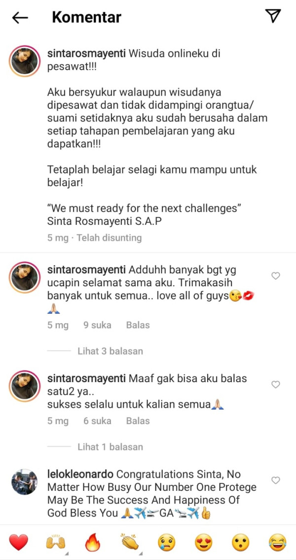 Sinta, Pramugari Cantik Ini Wisuda di Pesawat Tanpa Kehadiran Orang Tua