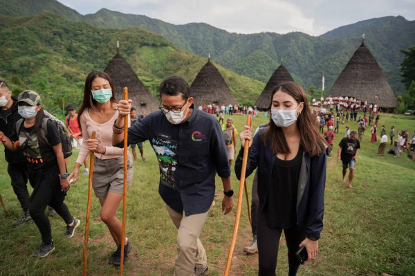 Indahnya Desa Wae Rebo di NTT, Bikin Sandiaga Uno Kagum