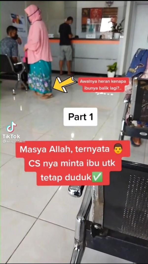 Hati Netizen Tersentuh Lihat Kebaikan CS Bank BRI Layani Ibu Susah Berjalan