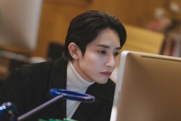 11 Aktor Korea Ganteng yang Mengerikan saat Jadi Pembunuh Berdarah Dingin di Drakor