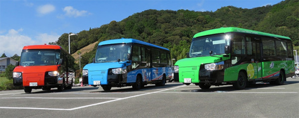Jepang Bangkitkan Lagi Bus yang Bisa Berjalan di Rel Kereta