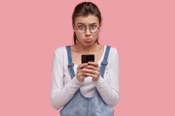 5 Tanda Bahaya saat Kencan Online, Kamu Harus Waspada!