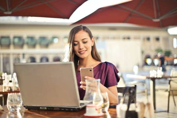Kelemahan dan Kelebihan Kencan Online, Wajib Tahu Biar Tak Salah Langkah