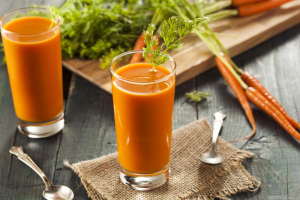5 Jus Penurun Kolesterol Tinggi, Alami dan Bisa Dibuat di Rumah