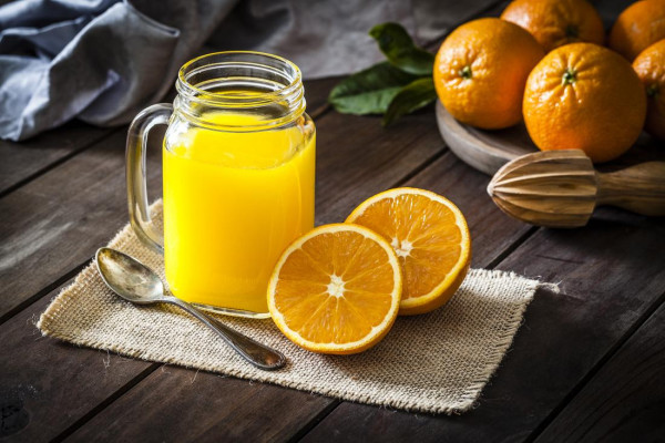 5 Jus Penurun Kolesterol Tinggi, Alami dan Bisa Dibuat di Rumah