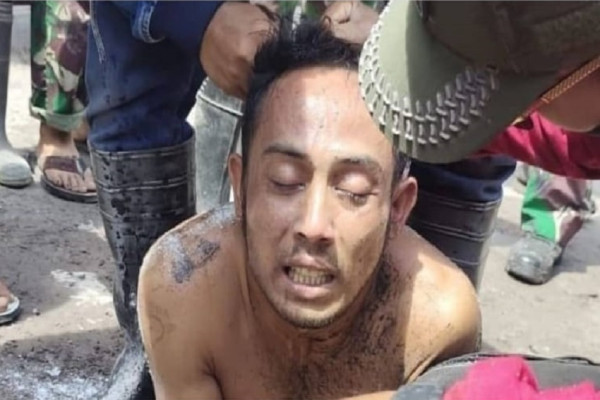 Ditangkap Prajurit Kostrad, Ini Penampakan Maling yang Jarah Rumah Korban Erupsi Semeru