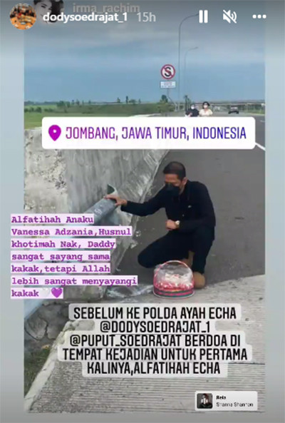 Doddy Sudrajat Lakukan Tabur Bunga seraya Kirim Doa di Lokasi Kecelakaan Vanessa Angel