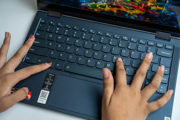 11 Keunggulan Tablet Dibandingkan Laptop
