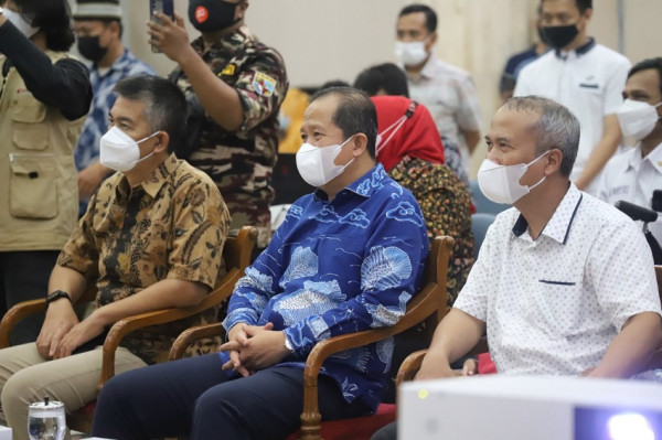 Suara Merdu Anak-anak Penyandang Disabilitas Bikin Wali Kota Jakut Terpukau